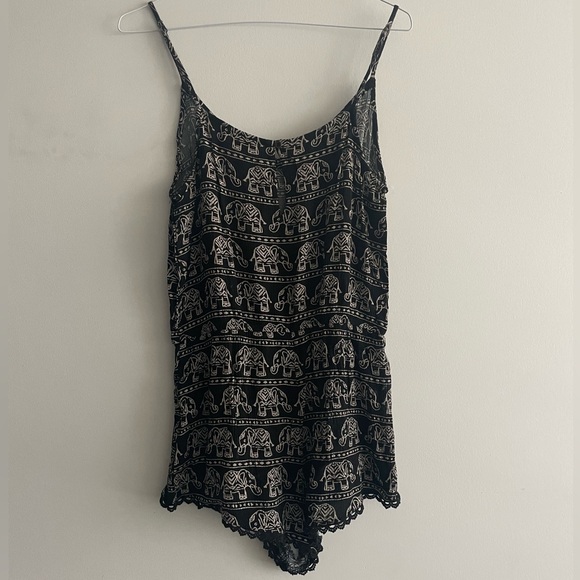 Elephant Printed Romper - Picture 4 of 4